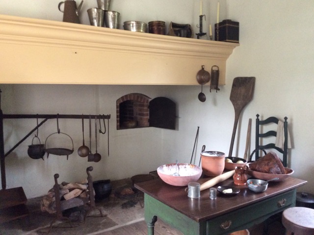 Photo of the kitchen in Washington's house